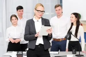 Pinterest Virtual Assistant: What They Do, Cost & What to Delegate (2026)